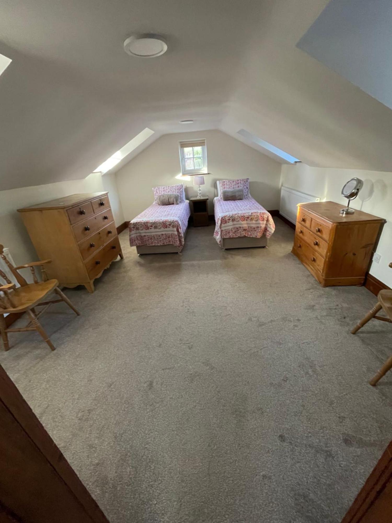 Pear Tree House 2 Bed Apartment Hartford  Buitenkant foto